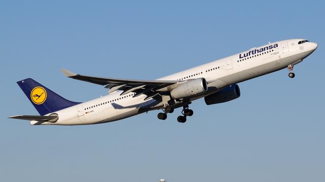 D-AIKL:Airbus A330-300:Lufthansa